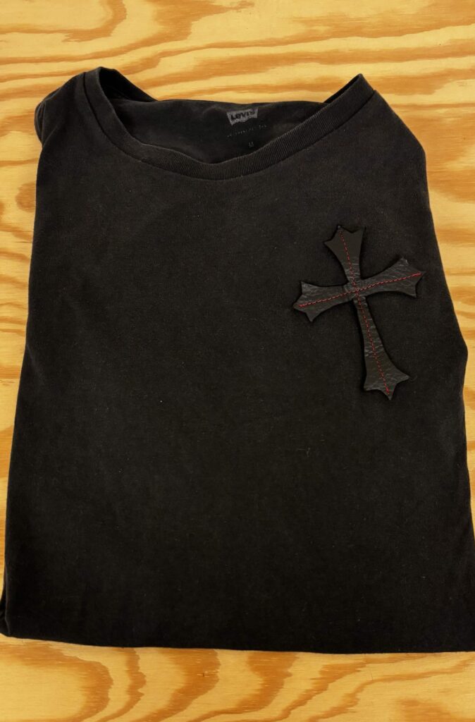 T-Crosses - black t-shirt with leather crosses